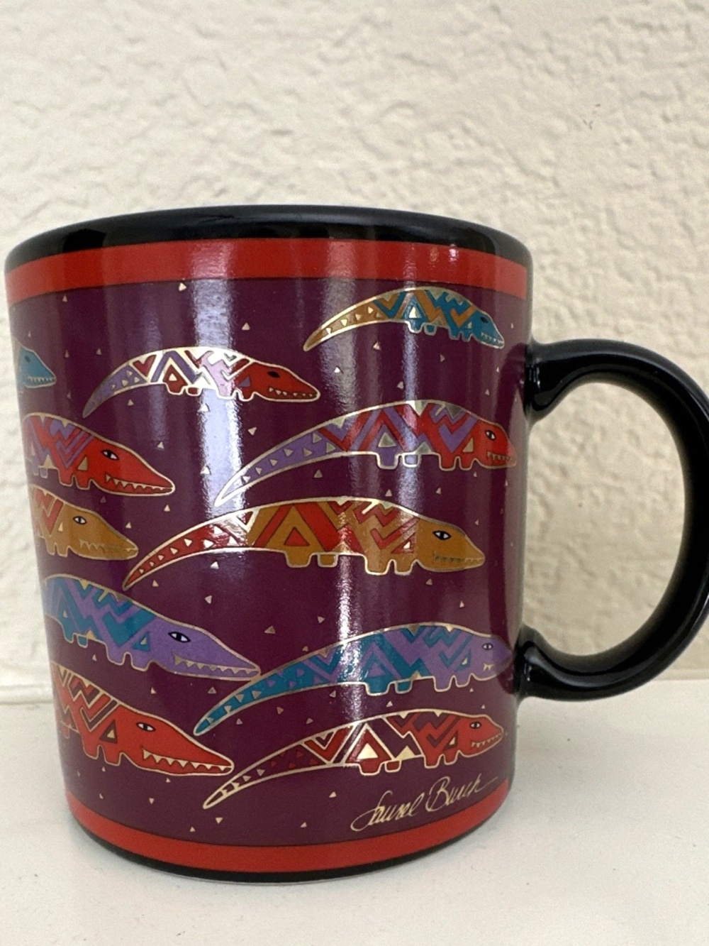 Laurel Burch Aleucian Alligators Ceramic Coffee Mug 12 oz Purple Black